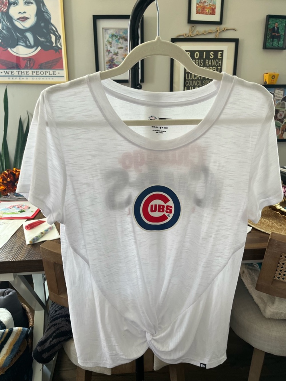 New Era Chicago Cubs White Short Sleeve Knot-Front Tee - Picture 3 of 4